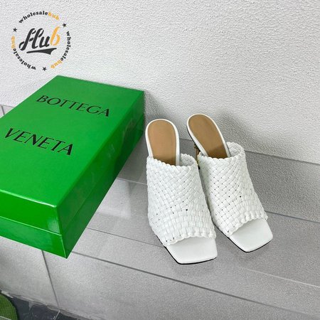Bottega Veneta White Intrecciato Curve Heeled Sandals 34-41