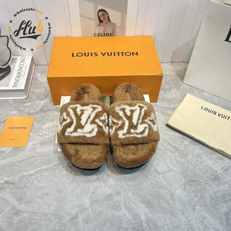 Furry Slippers Sandals