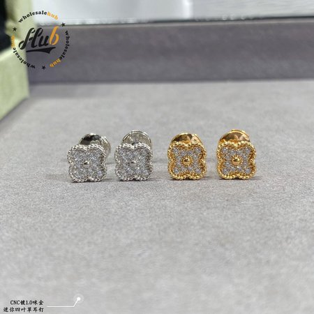 Van Cleef & Arpels Earrings